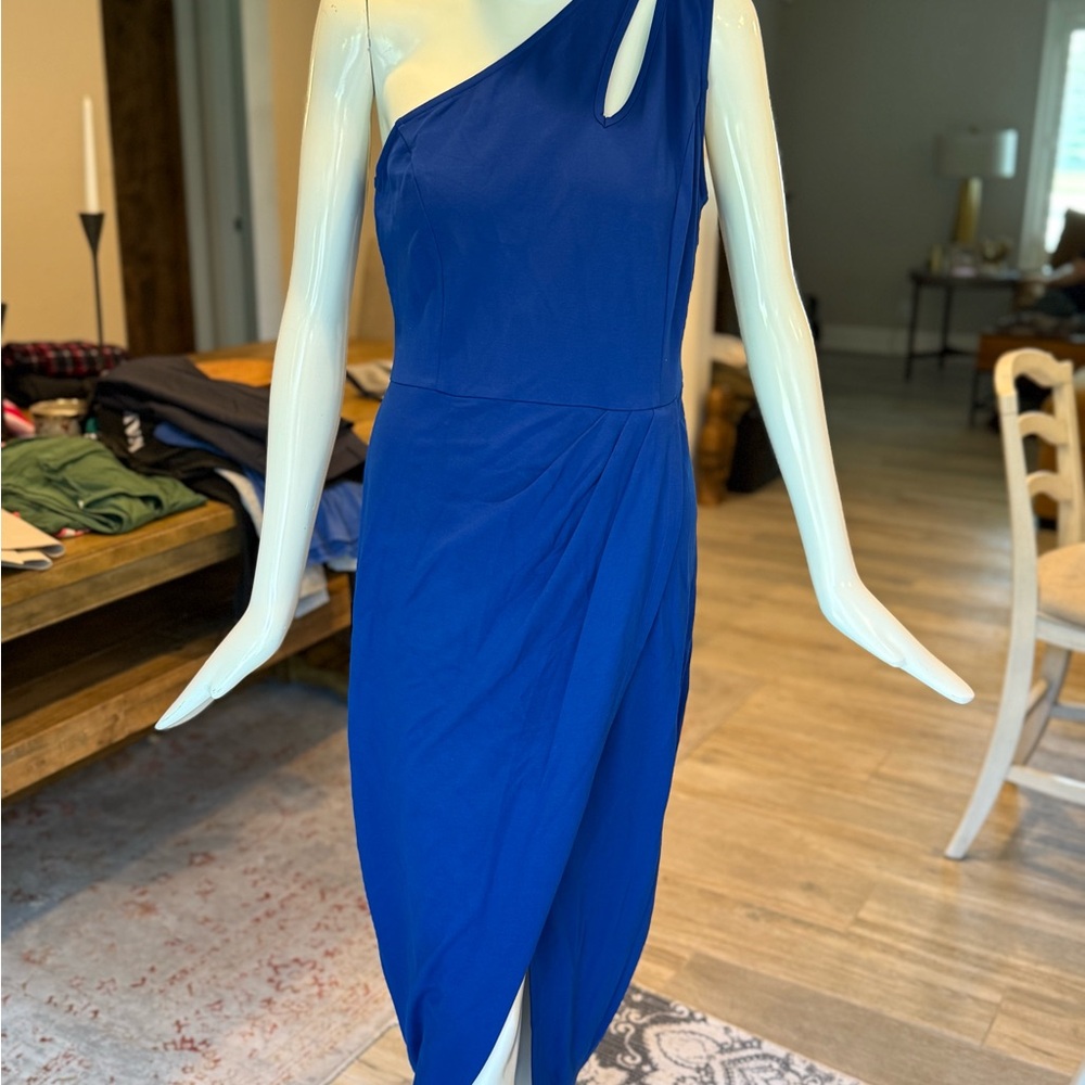 Elegant One-Shoulder Blue Dress